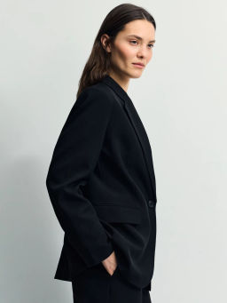 Однобортный жакет прямого кроя / Zarina