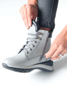 Ботинки 261.uno2bl. серый черный/Байка