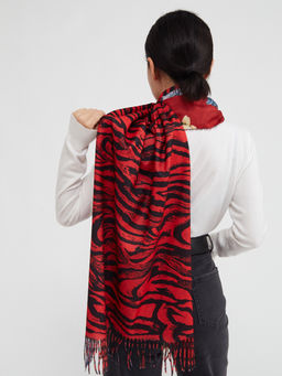 в составе шерсть Большой, мягкий, теплый двусторонний палантин с рисунком в стиле «арт-деко». - Tantino фото 6