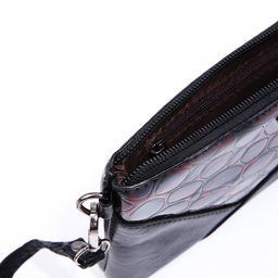 Сумка-клатч на молнии, цвет чёрный/красный - Simaland фото 10