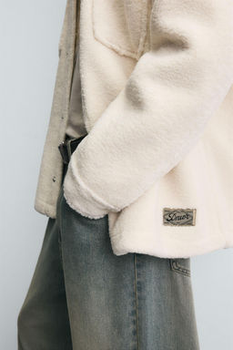 FAUX SHEARLING EFFECT OVERSHIRT WITH POCKETS - Zara фото 6