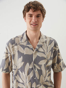 Regular Fit K?sa Kollu Desenli Erkek G?mlek