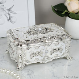 Шкатулка 16х11х8 см серебро / B7279 /уп 36/