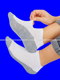 Цена за 10 пар. Женские носки женские укороченные белые (серая подошва)