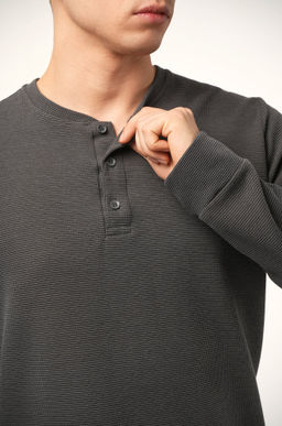 Мужской лонгслив на пуговицах Happyfox