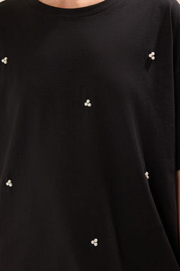 TRENDYOLMILLA Siyah Inci Tas Detayl? Oversize/Genis Kal?p Orme T-Shirt TWOSS25TS00174 фото 3