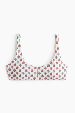 Top de bikini con relleno