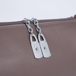 Сумка кросс-боди на молнии, цвет коричневый - Simaland фото 4