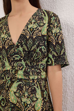 Yesil Sal Desen Etegi Belden Ac?lan K?sa / Mini Dokuma Elbise TWOSS25EL00251 - Trendyolmilla фото 3