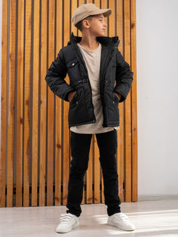 Парка зимняя "Южеал"для мальчика черный