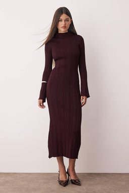 Murdum Premium/Ozel Iplik Bodycone Midi Dik Yaka A-Line Triko Uzun Elbise TWOAW26EL00056