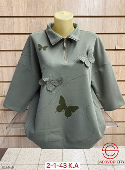 Кофта женская с бабочками