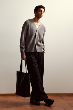 Cardigan de lana Regular Fit