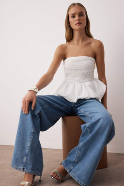 Beyaz Straplez Dantel Detayl? Peplum Party Bluz TPRAW26BZ00004