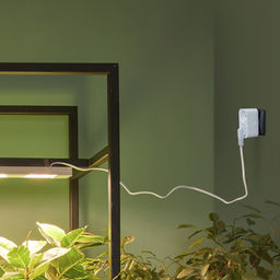USH-A102 2G/WF WHITE Умный сетевой разветвитель Wi-Fi, 2 гнезда.16A. До 3680Вт. Голосовое управление+приложение UnielSmart. TM Uniel