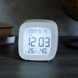 Часы настольные электронные 8х8х4,7 / 2306 /уп 120/ (Белый)