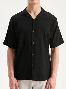 Regular Fit K?sa Kollu Erkek Dokulu G?mlek