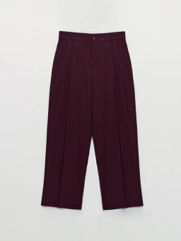 Брюки с защипами relax fit / Zarina