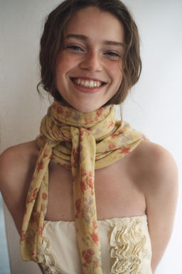 VESTIDO MIDI VOLANTES RELIEVE / Marfil - Zara фото 5