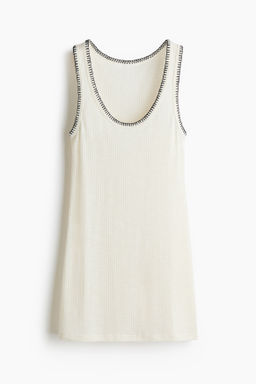 Vestido en punto de canal?