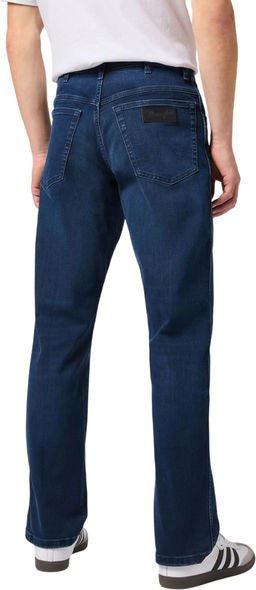 Джинсы мужские