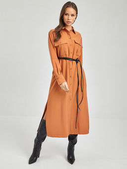 Платье с длинным рукавом