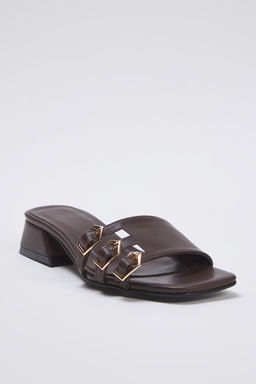 Trendyol Shoes Kahverengi Gold Tokal? Blok Topuk Kad?n Topuklu Terlik TAKSS25TO00036 - Trendyolmilla фото 10