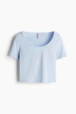 Camiseta cropped con escote en U