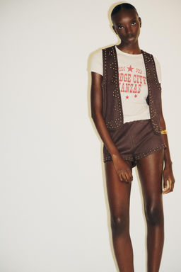 FAUX SUEDE STUD SHORTS - Zara фото 3