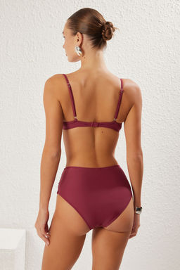 TRENDYOLMILLA Siyah Yuksek Bel Drapeli Regular Bikini Alt? TBESS25BA00001  фото 15