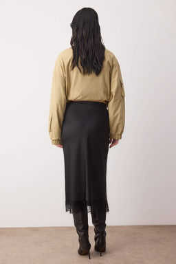 Siyah Dantel Detayl? Midi Boy Saten Etek TWOAW26ET00169 - Trendyolmilla фото 4