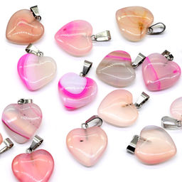 Кулон в виде сердца 20*20мм из агата тонированного, цвет розовый