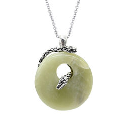 Подвеска с нефритом Змея в кольце 30*40мм