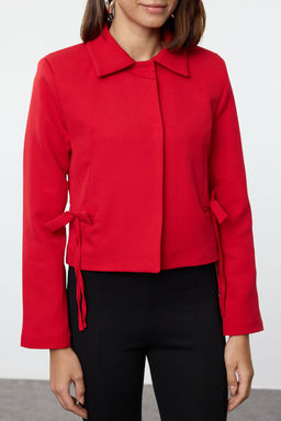K?rm?z? Fiyonk/Kurdele Detayl? Gomlek Yakal? Crop Dokuma Blazer Ceket TWOAW25BC00018