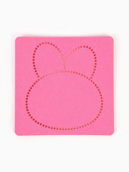 Вышивка по фетру "Зайка", 20,5*20,5 см, цвет розовый