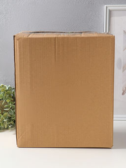 Сувенир полистоун "Белый слон со слонёнком в цветах" 25,4х13,8х29,2 см