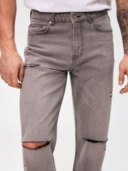10100160004 Брюки джинсовые муж. Nissany_carrot серый