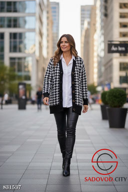 Кардиган женский на пуговицах