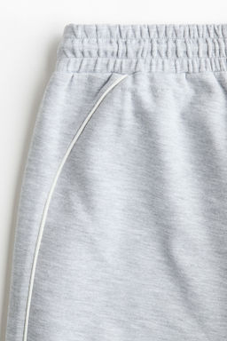 Pantal?n corto de deporte con DryMove Loose Fit - H&m фото 10