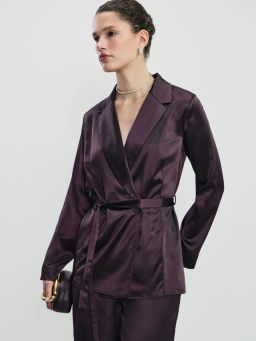 Атласная блузка с отложным воротником и поясом / Zarina