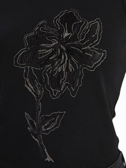 Bisiklet Yaka ??lemeli Kad?n Bluz