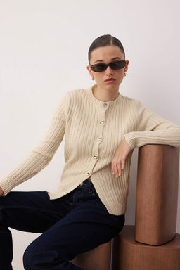 Tas Dugme Detayl? Yumusak Dokulu Y?rtmac Detayl? Triko H?rka TWOAW26HI00096