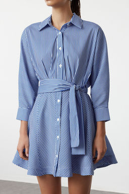 TRENDYOLMILLA Mavi Kusakl? Cizgili Mini Dokuma Gomlek Elbise TWOAW25EL00154  фото 8
