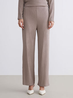 Beli Lastikli Dokulu Kad?n Pantolon