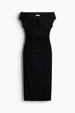 Vestido off-the-shoulder