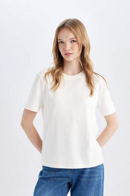 Женская белая однотонная футболка с круглым вырезом стандартного кроя с короткими рукавами - Defacto фото 3
