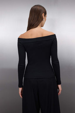 Siyah Carmen Yaka Kusgozu Detayl? Fitted/Vucuda Oturan Esnek Orme Bluz TWOAW26BZ00065 - Trendyolmilla фото 4