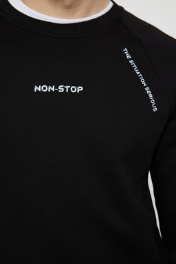 TRENDYOL MAN Siyah Regular/Normal Kesim Reglan Kollu Yaz? Bask?l? Sweatshirt TMNAW22SW0726 - Trendyolmilla фото 8