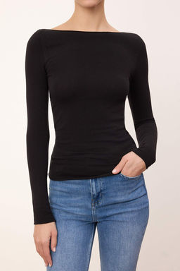 Wardrobe Essentials Siyah Yumusak Dokulu Kay?k Yaka Triko Kazak TWOAW26KZ00293