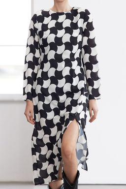 Limited Edition Siyah Geometrik Desenli Duz Kesim Midi Dokuma Elbise TWOAW25EL00290 - Trendyolmilla фото 2